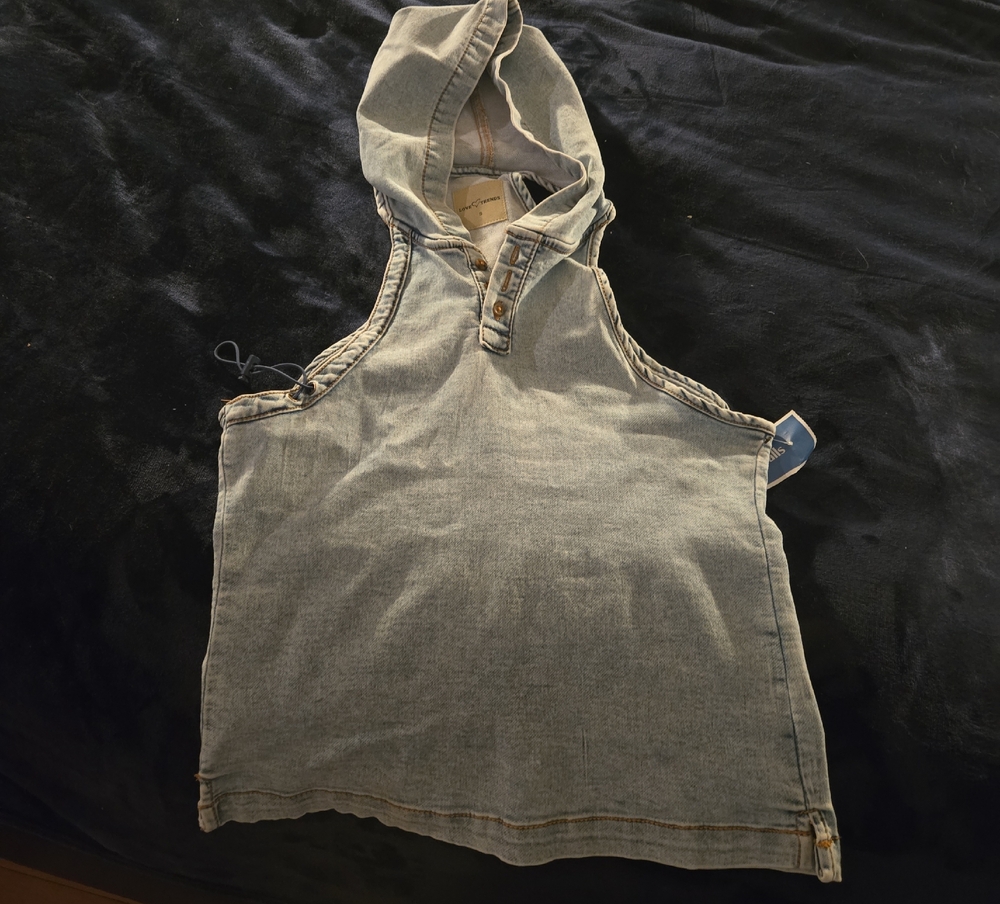 Denim Sleeveless Hooded Top, stretchy fabric. Super fun top!